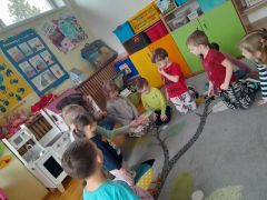 ilustracja do wpisu 
"OD STÓP DO GŁÓW"- GRA DYDAKTYCZNA