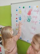 ilustracja do wpisu 
Eksperymentujemy z kolorami 🟨🟦🟩🟪