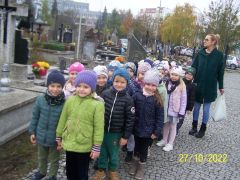 ilustracja do wpisu 
Wycieczka na cmentarz