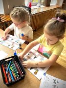 ilustracja do wpisu 
„Tom & Keri” uczą nas angielskiego 🇬🇧