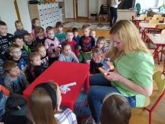 ilustracja do wpisu 
Poznajemy zawody - dentysta