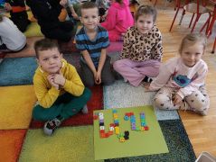 ilustracja do wpisu 
Z czego można ułożyć litery?