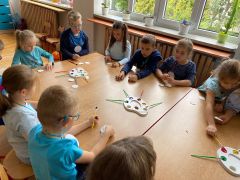 ilustracja do wpisu 
Poznawanie barw- realizacja projektu Inkubator edukacji